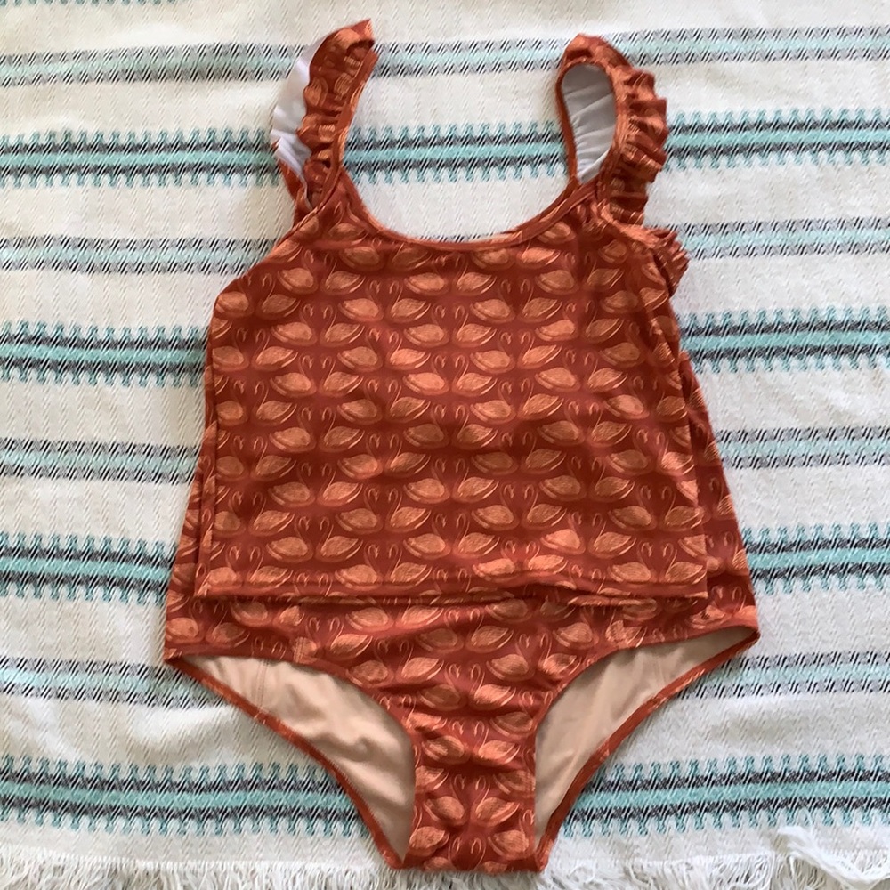 Kortni Jeane Swans Set